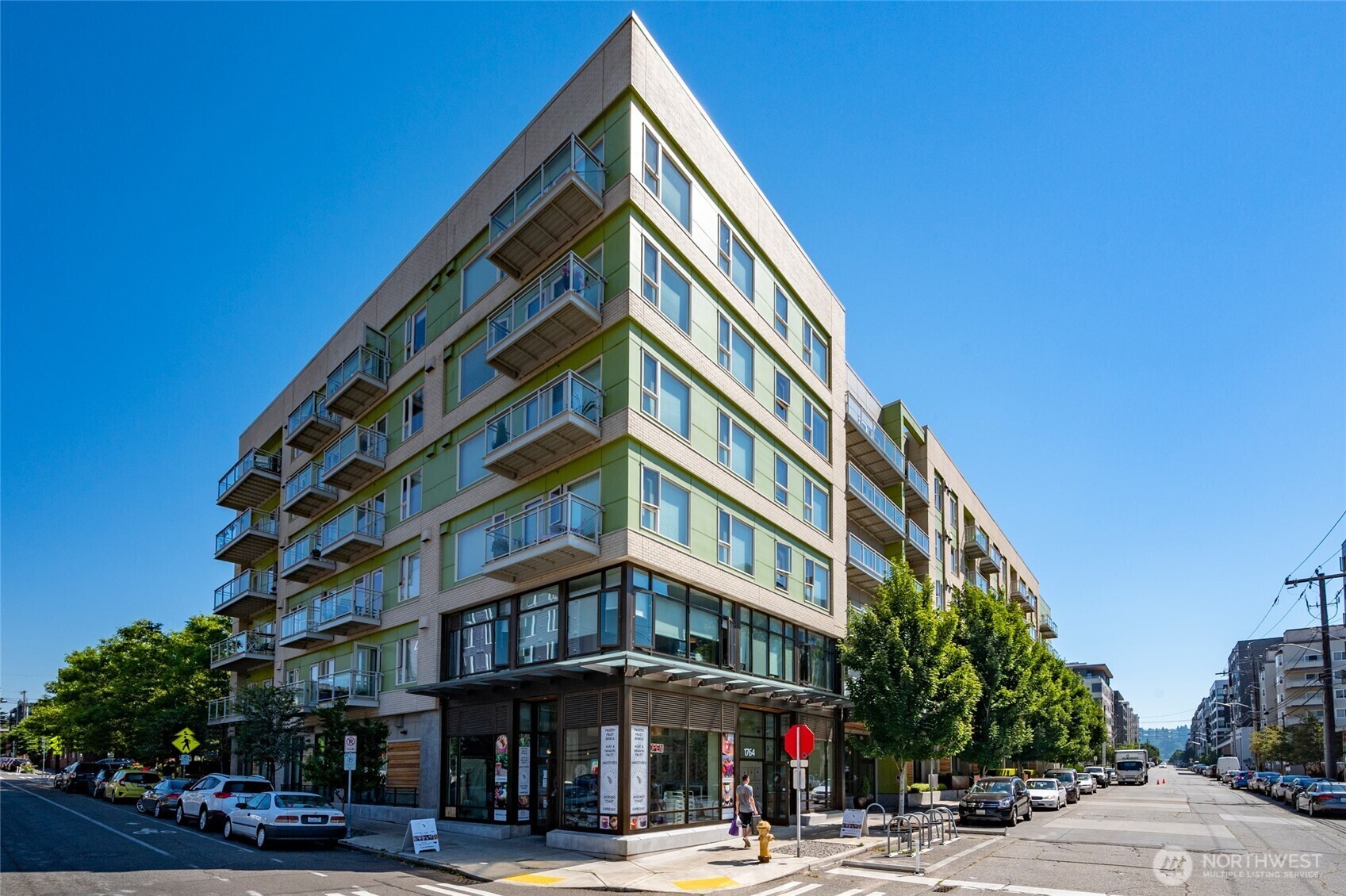 Property Photo:  1760 NW 56th Street 601  WA 98107 