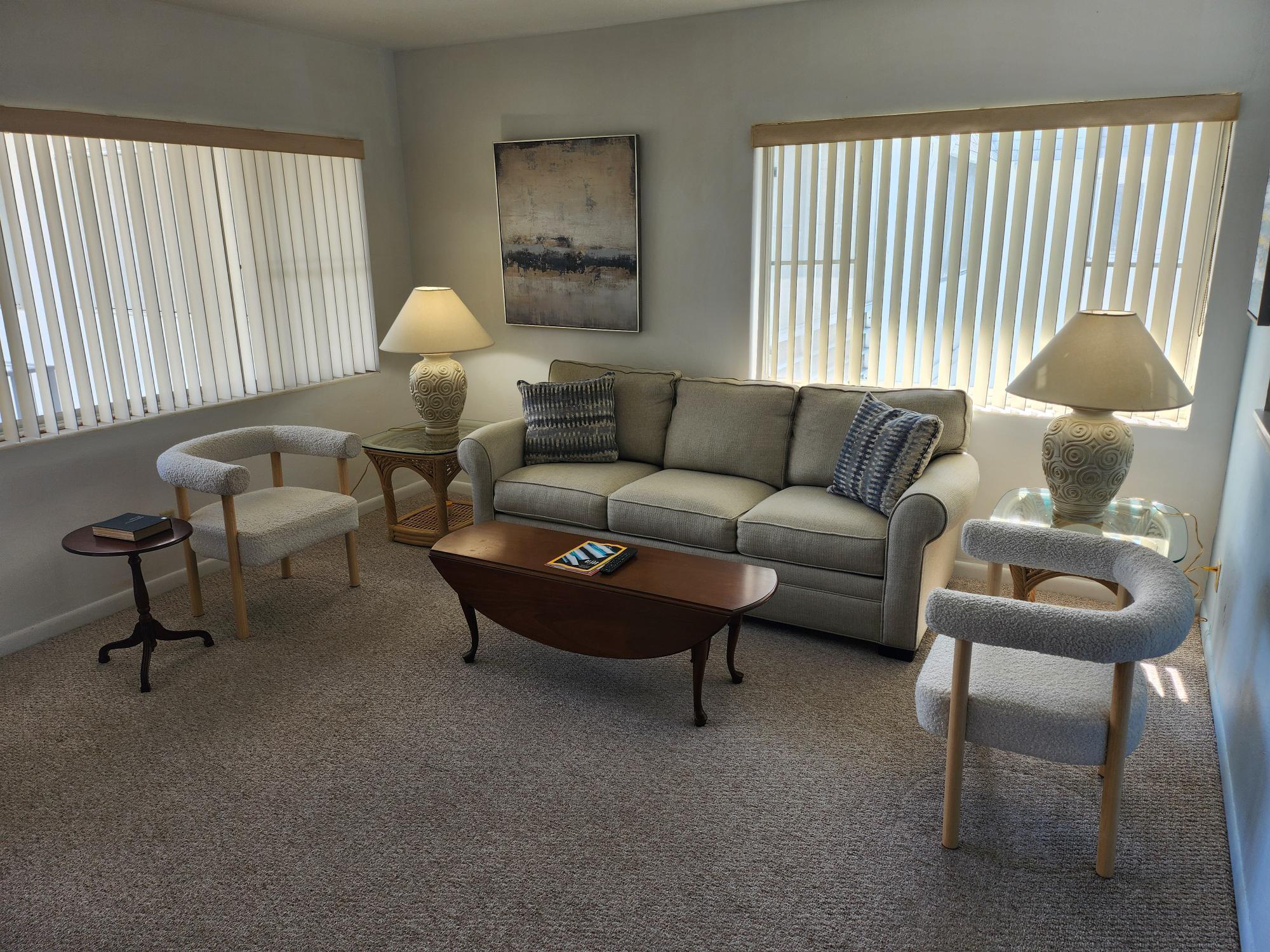 Property Photo:  3322 Cynthia Ln 208  FL 33461 