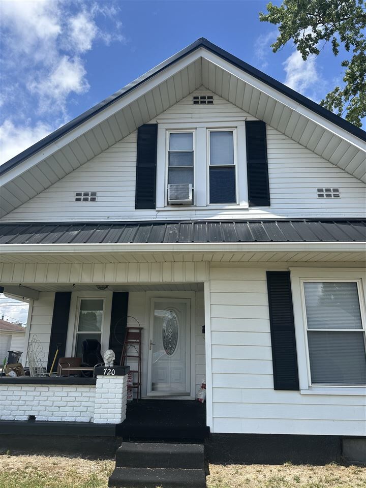 Property Photo: 720 Lee Street IN 47331
