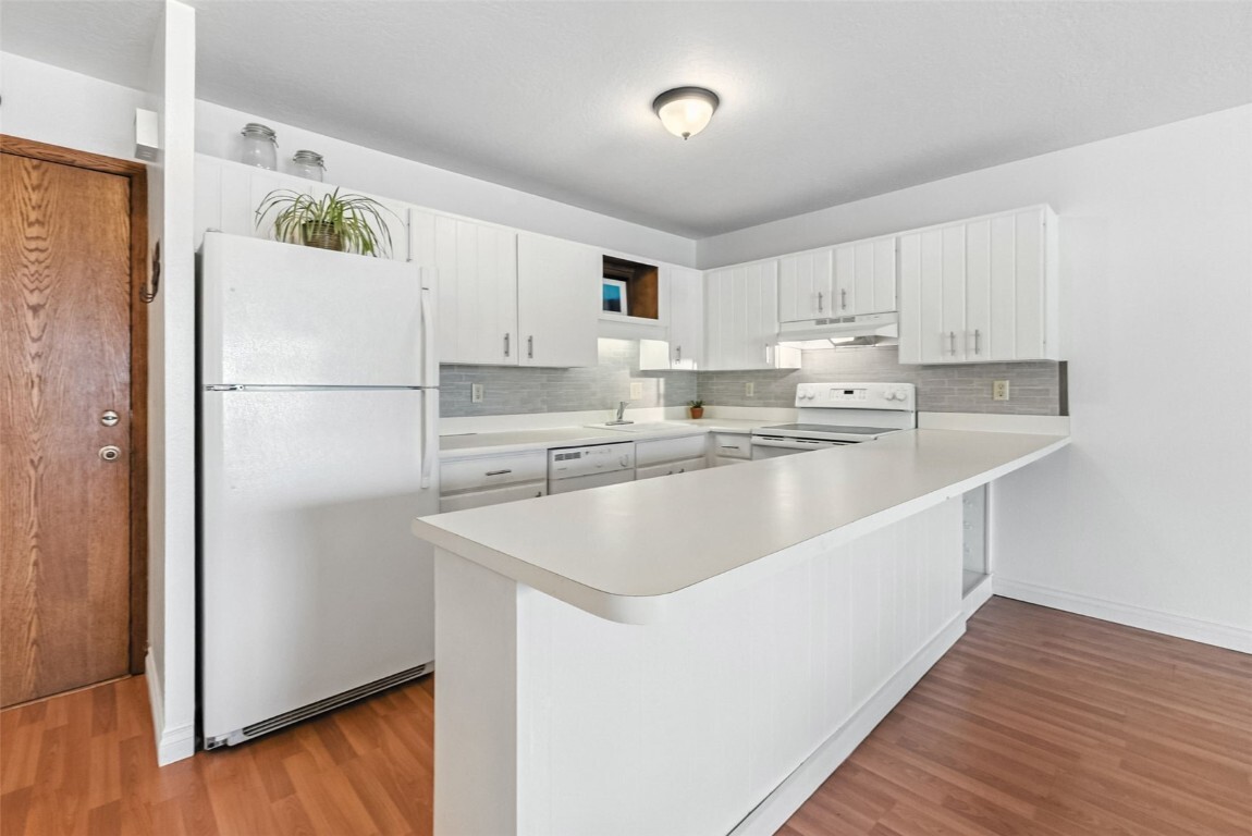 Property Photo: 763 Straight Creek Drive Bb-304 CO 80435
