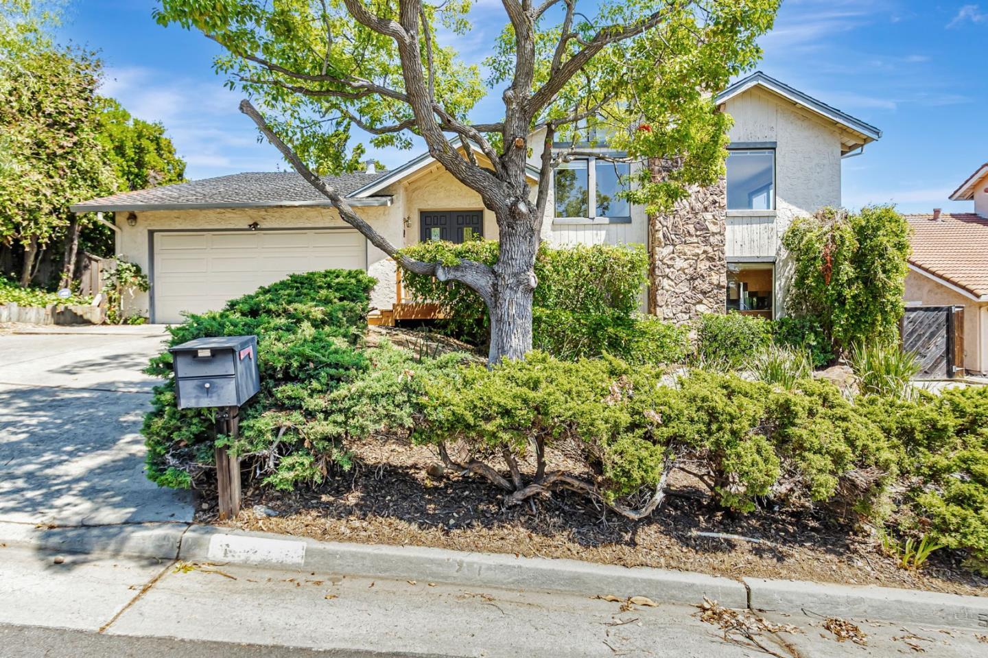 1440 Kring Way  Los Altos CA 94024 photo