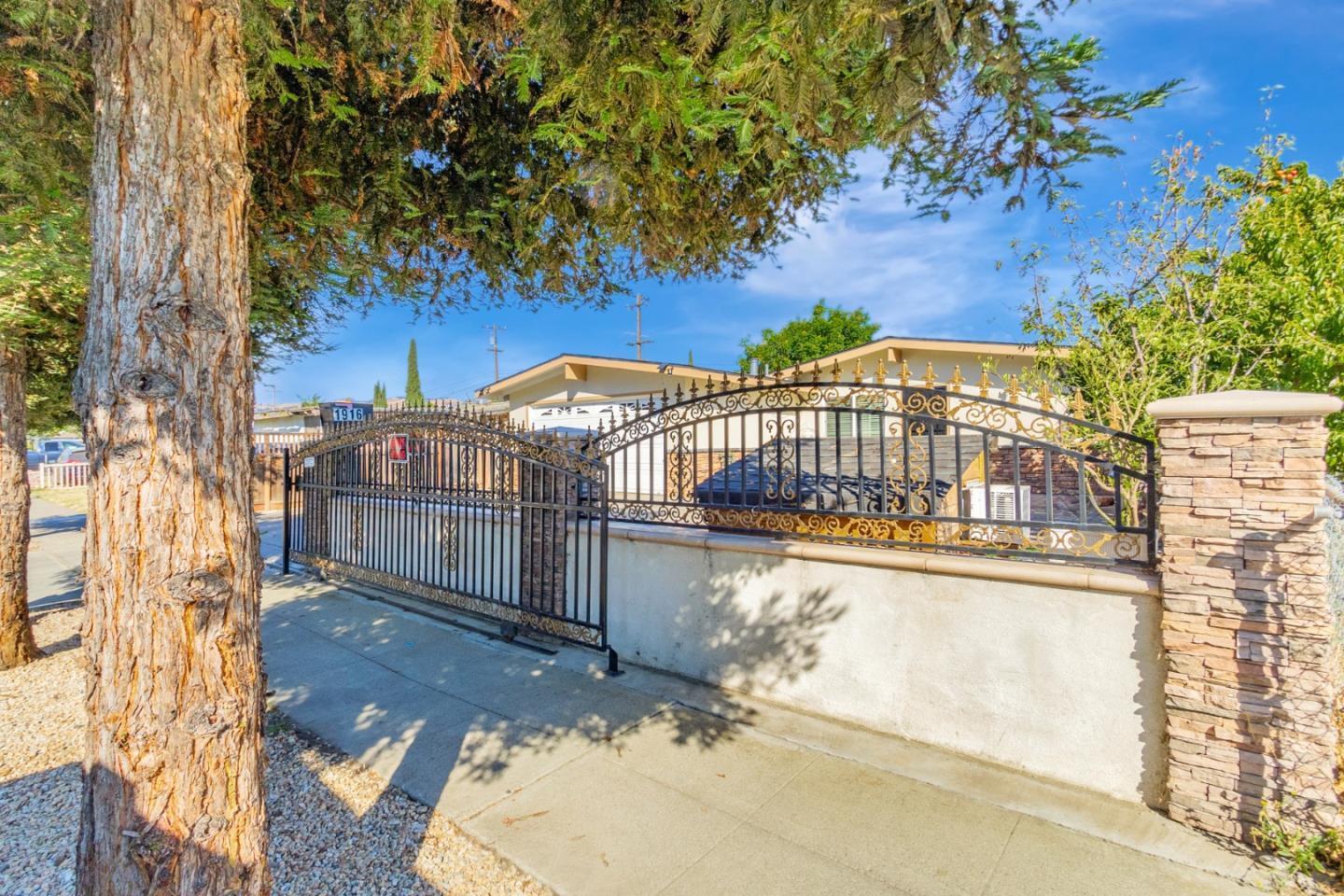 Property Photo: 1916 Loyola Drive CA 95122