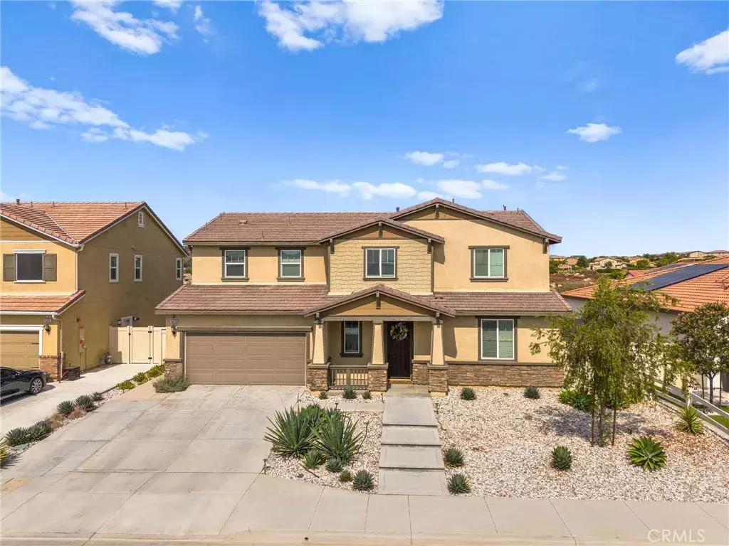 Property Photo: 34250 Swordfern Place CA 92563