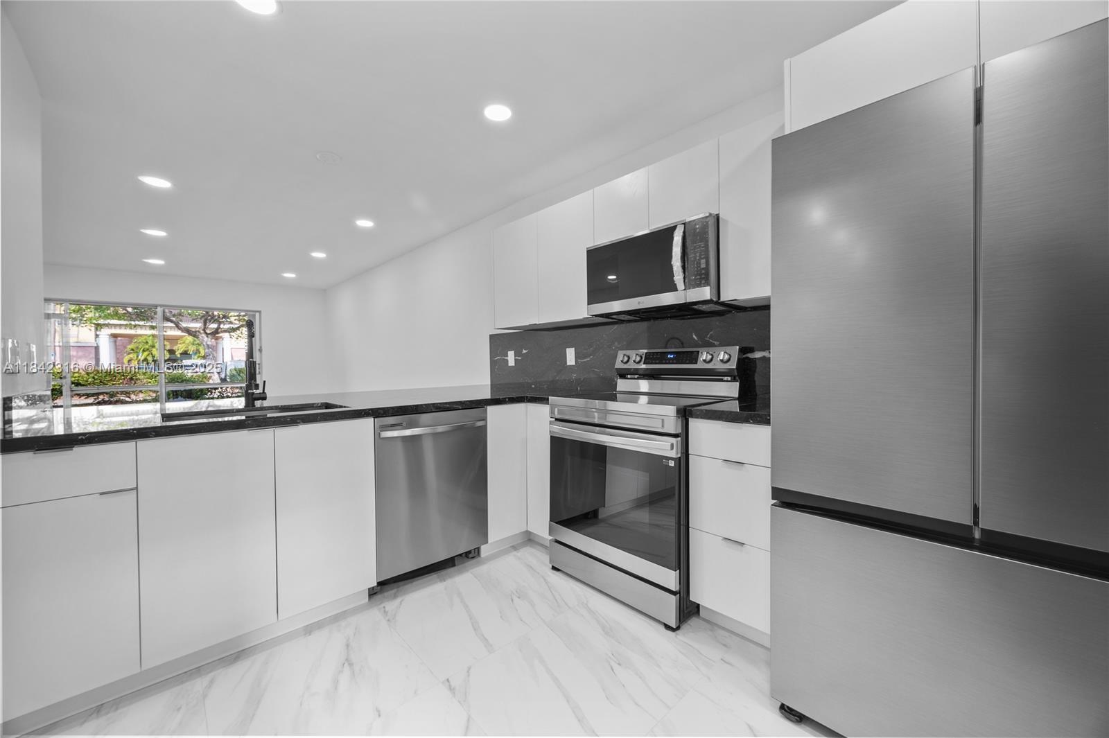 Property Photo:  5790 Stirling Rd 112  FL 33021 