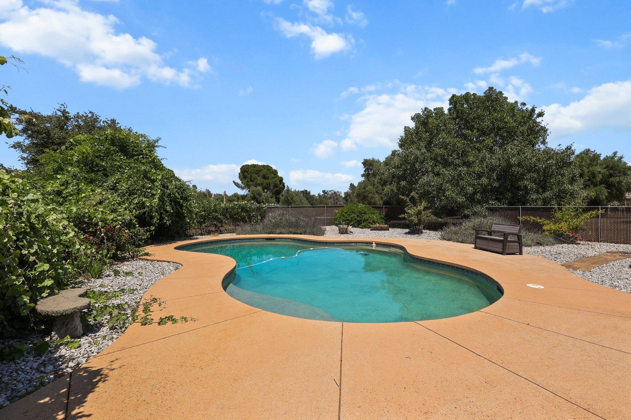 Property Photo:  6999 Cowan Court  CA 96007 