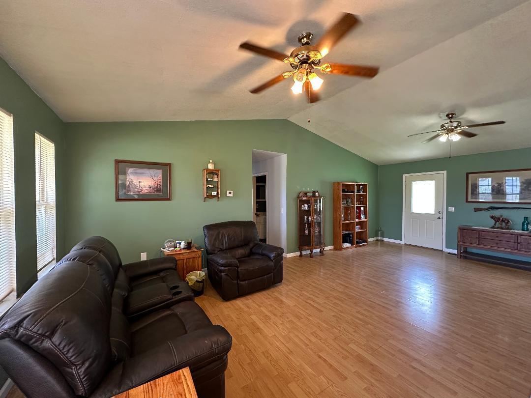 Property Photo: 613 Joyner Lane MO 65548