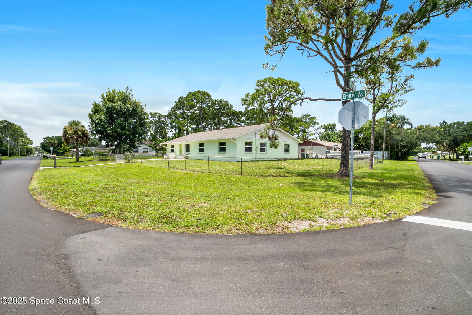 Property Photo: 6450 Ember Avenue FL 32927