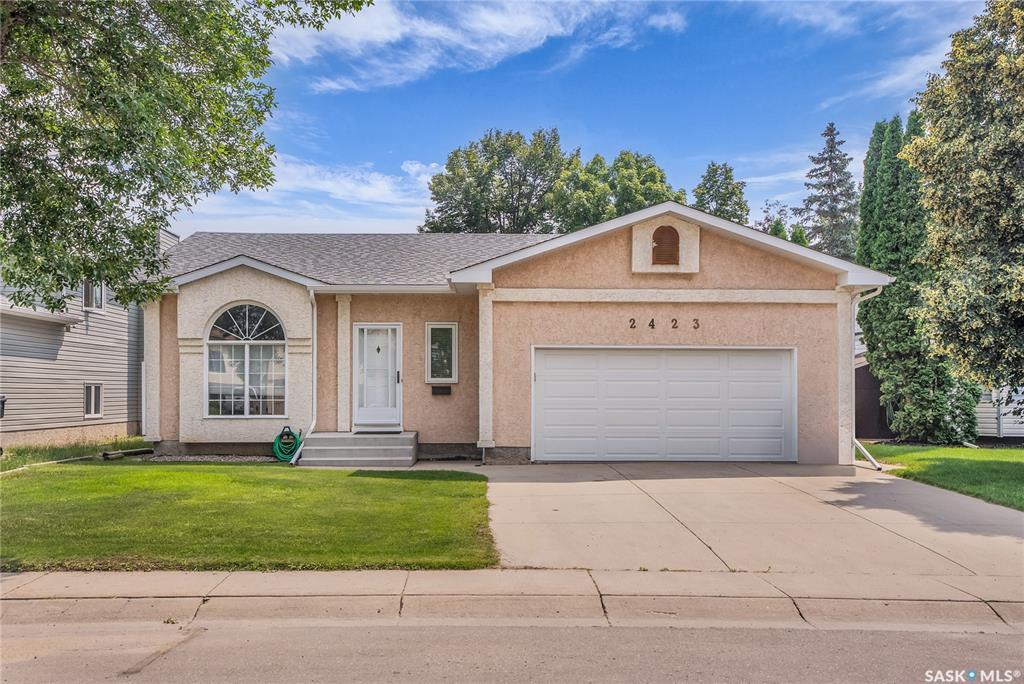 Photo de la propriété:  2423 Kenderdine Road  SK S7N 4A4 