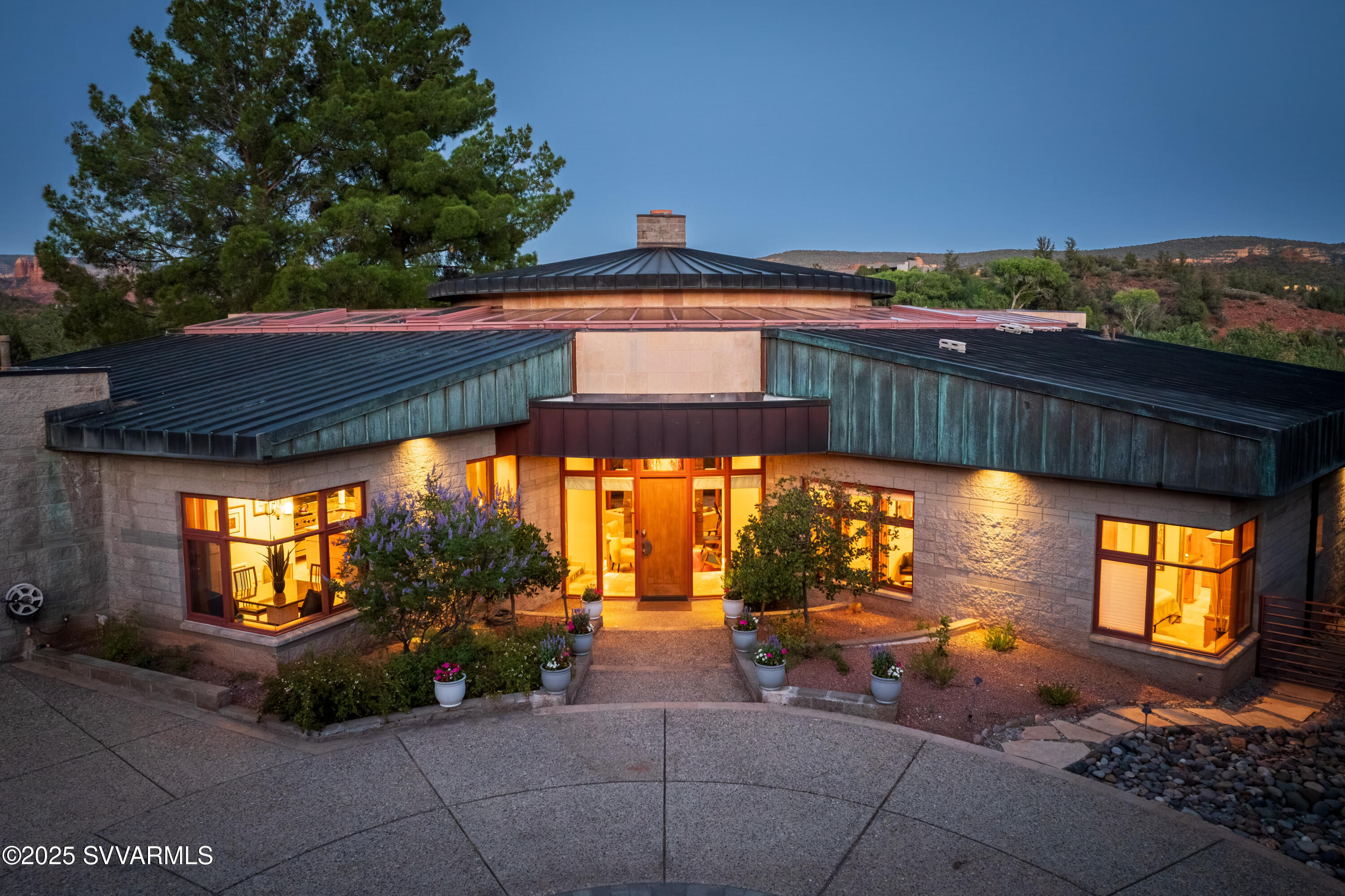 Property Photo: 80 E Wing Drive AZ 86336