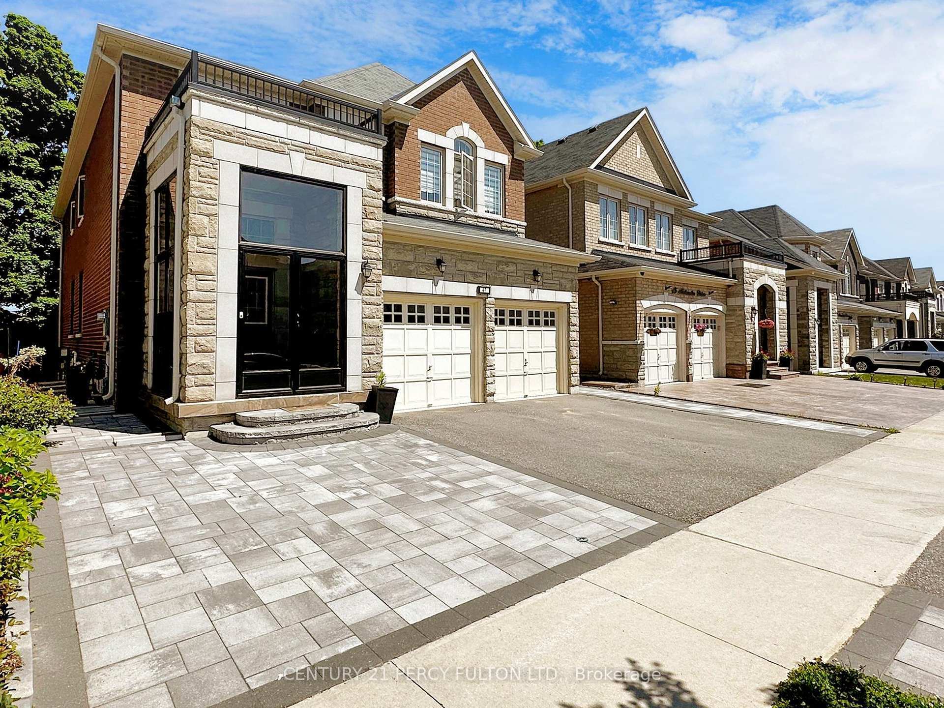 Photo de la propriété:  47 Mohandas Drive  ON L3S 0E5 