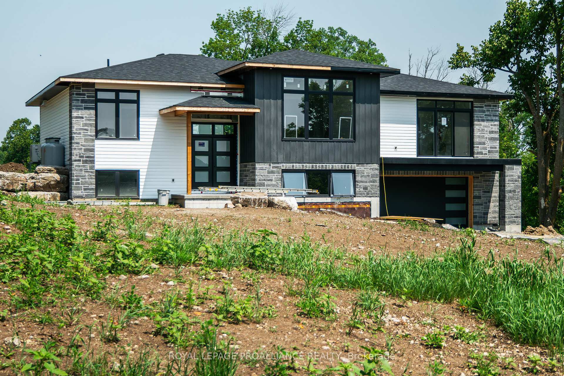 Property Photo: 2778 Springbrook Road ON K0K 3E0