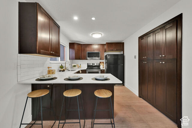 Property Photo:  5518 S 875 E  UT 84405 