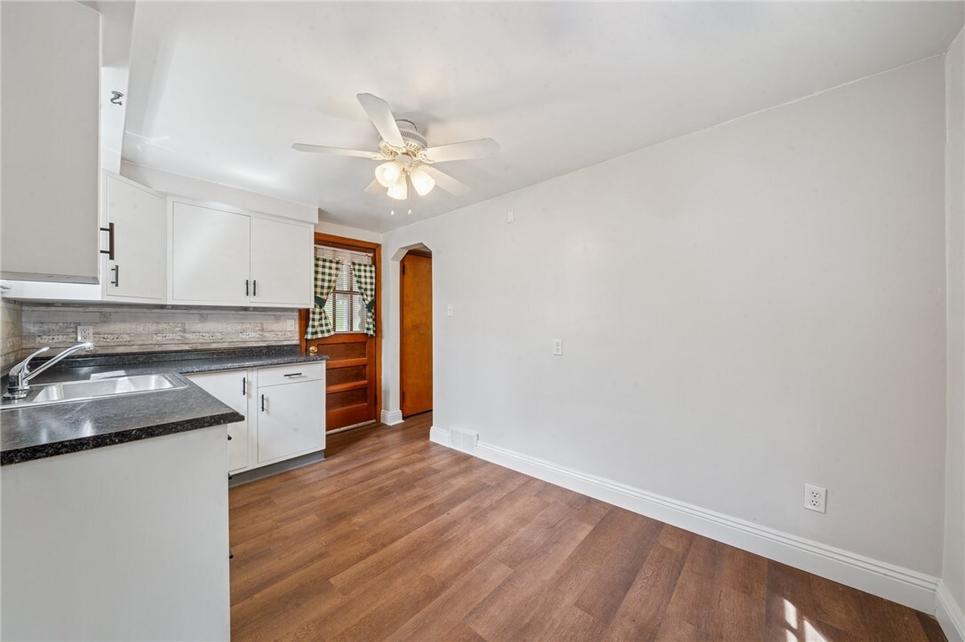 Property Photo: 134 Hamilton Dr PA 15235