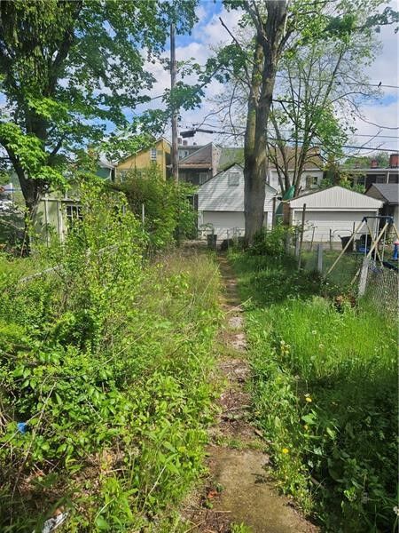 Property Photo: 1246 Church Ave PA 15136