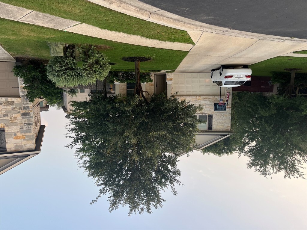 Property Photo:  109 Camden Cove  TX 78610 