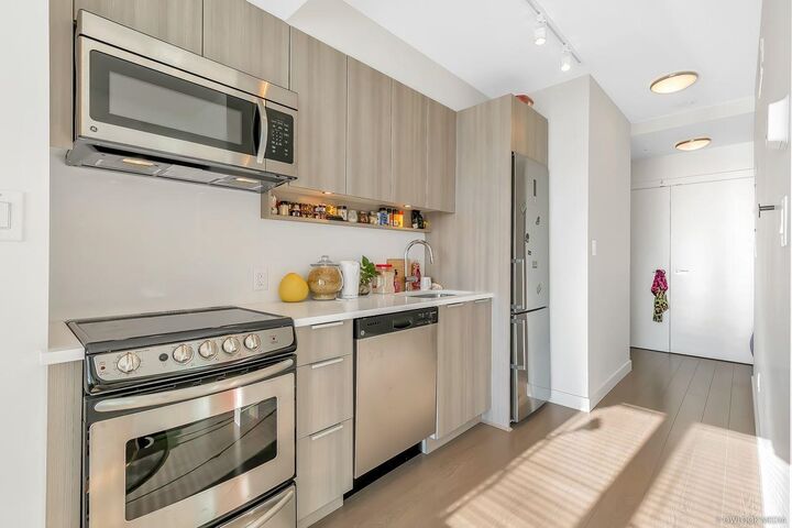Property Photo:  13308 Central Avenue 407  BC V3T 0M4 