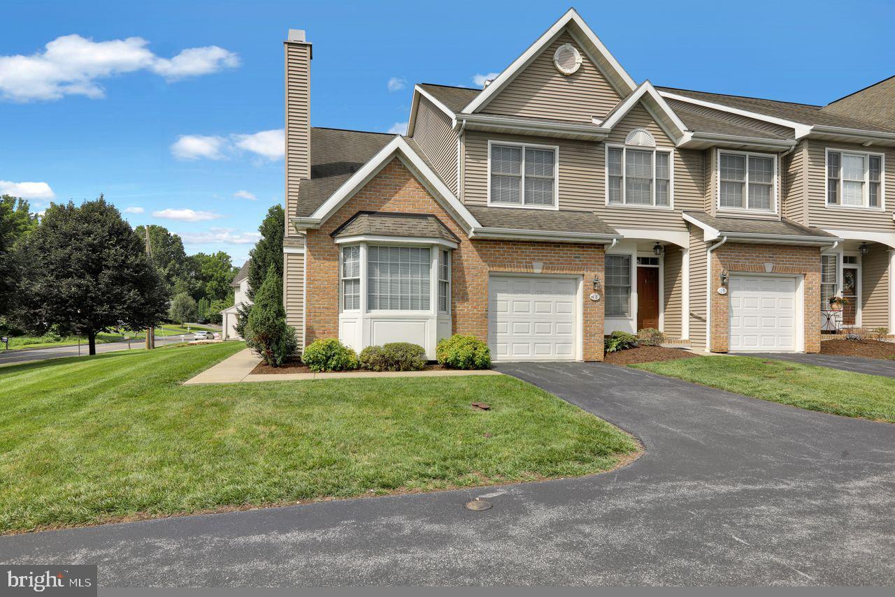 Property Photo: 18 Wyomissing Court PA 19610