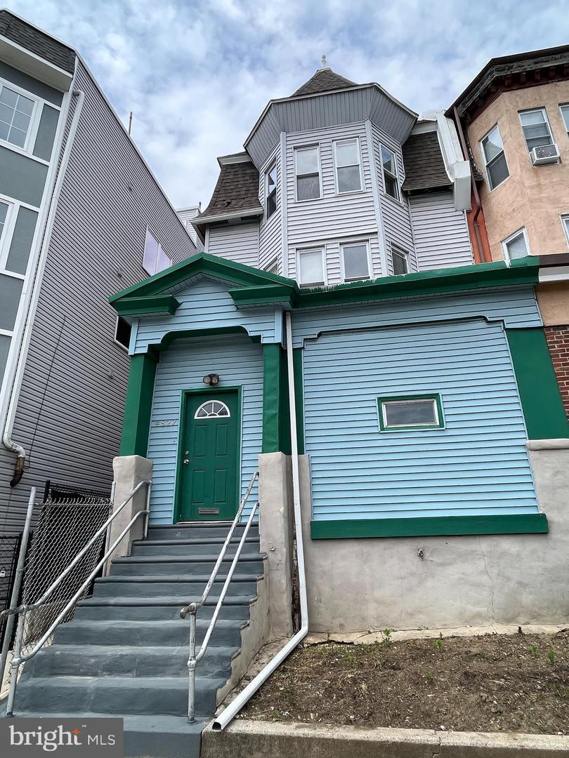 4827 Baltimore Avenue  Philadelphia PA 19143 photo