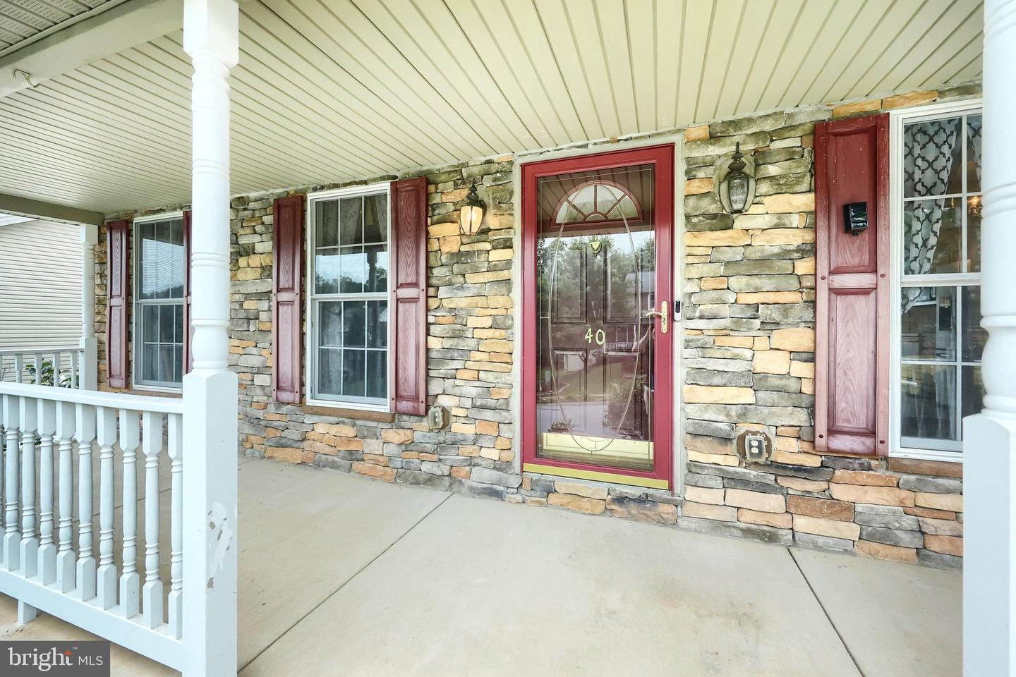 Property Photo: 40 Winterberry Lane PA 17319
