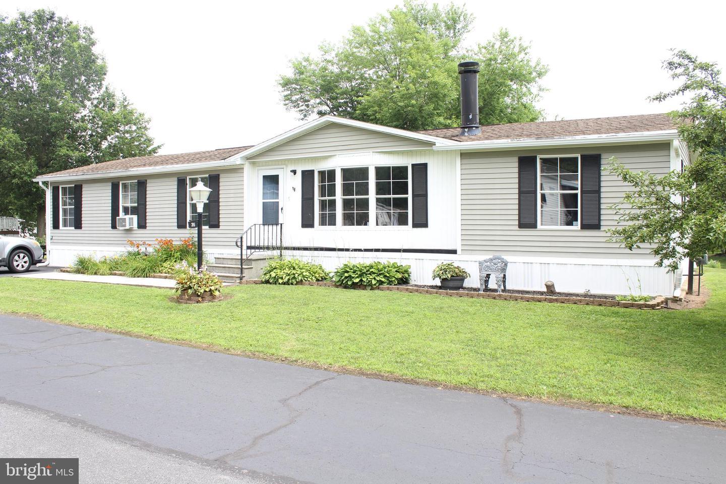 Property Photo: 35 Bonneau Heights Road PA 17325