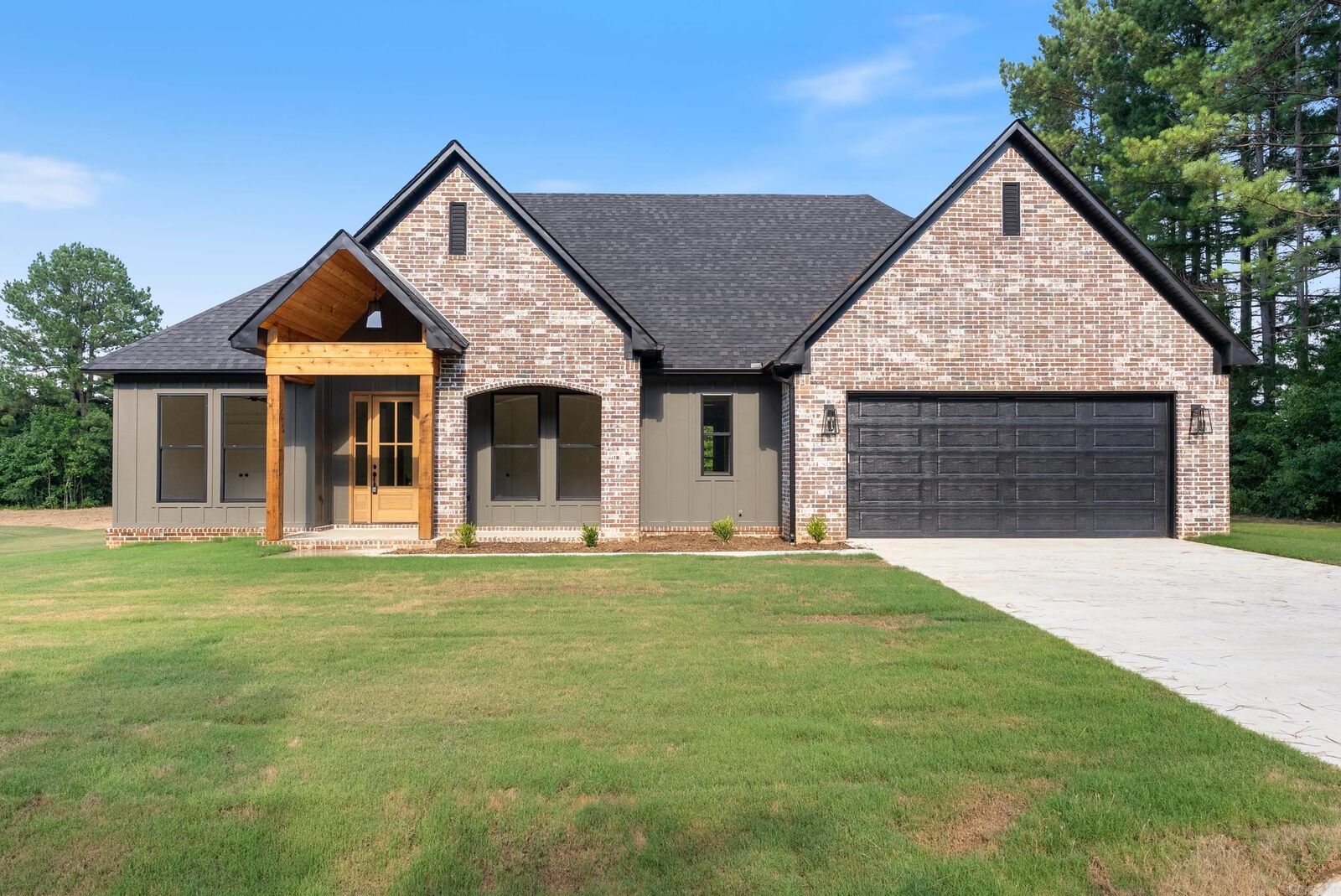 Property Photo: 15 Cardin Cove AR 72058