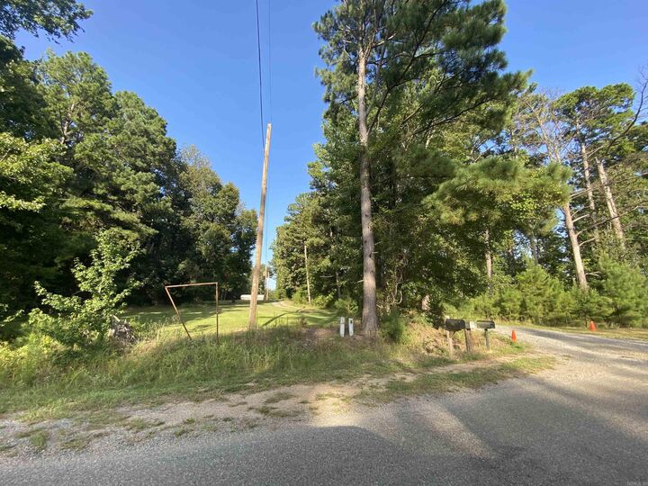 Property Photo:  2891 Ouachita Cr 3  AR 71701 