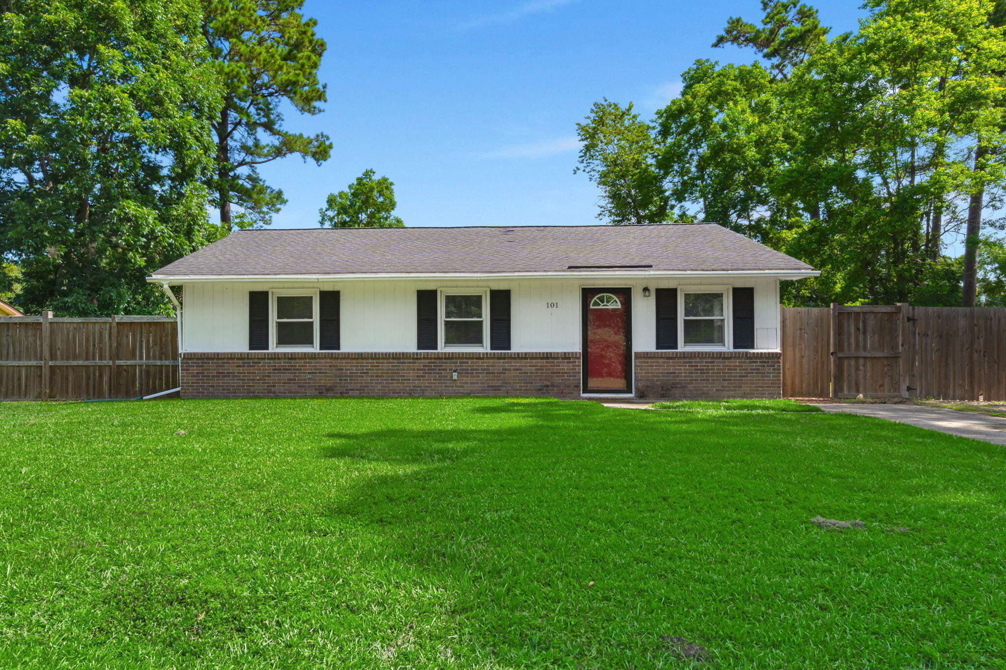 101 Lehigh Avenue  Goose Creek SC 29445 photo