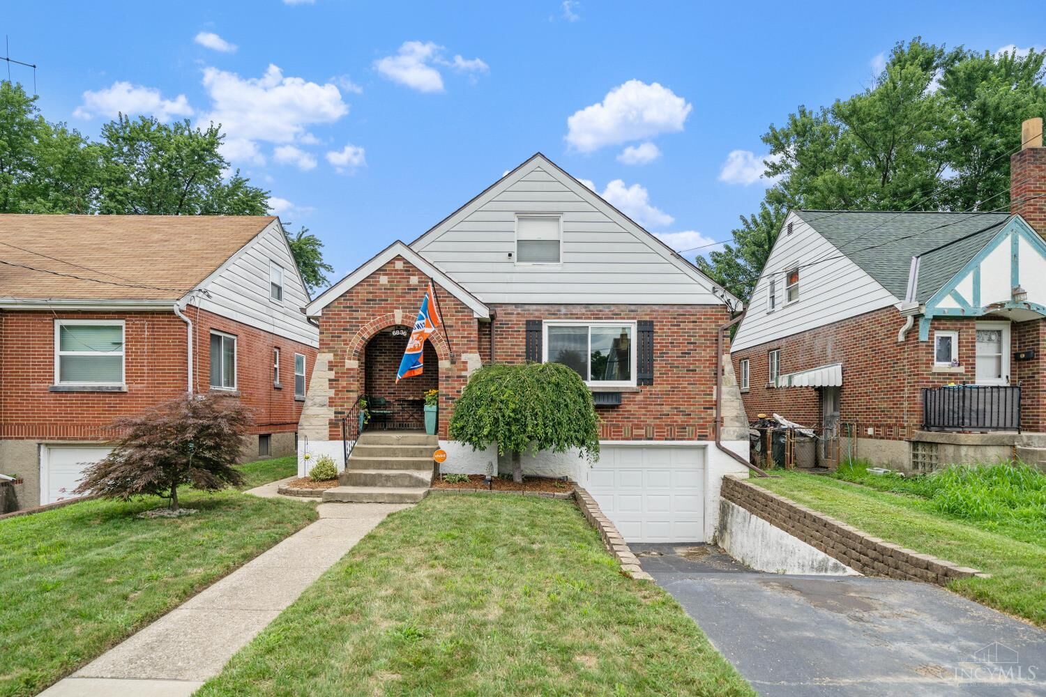 Property Photo: 6836 Roe Street OH 45227