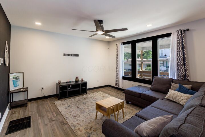 Property Photo:  87 S Princeton Avenue  OH 43222