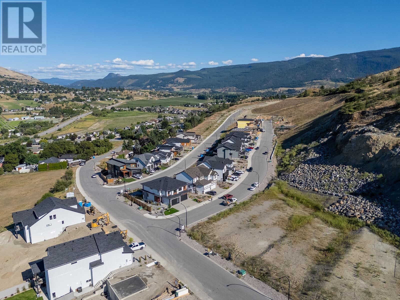 Property Photo:  406 Arrowleaf Rise  BC V1B 2P2 