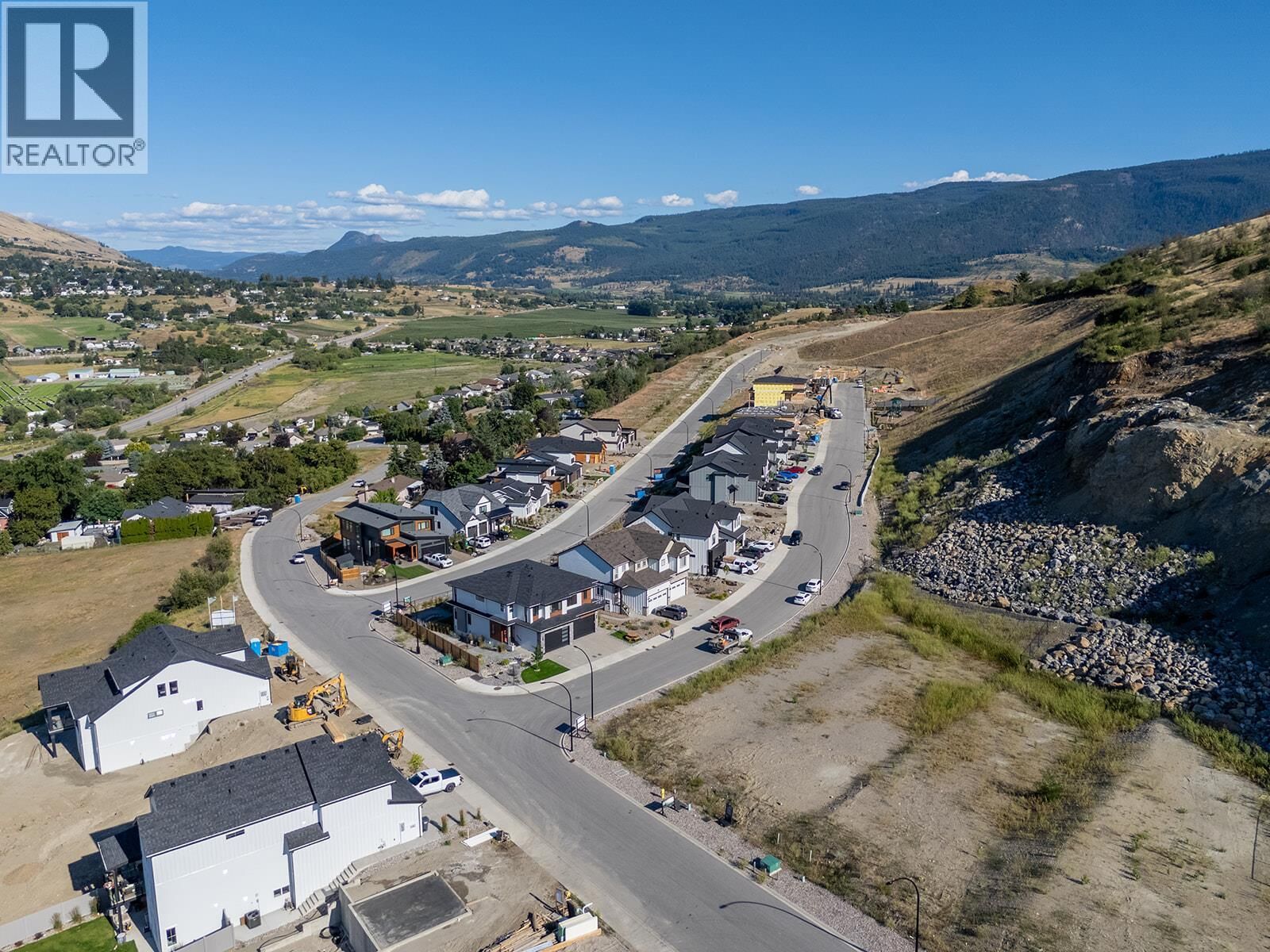 Property Photo:  406 Arrowleaf Rise  BC V1B 2P2 