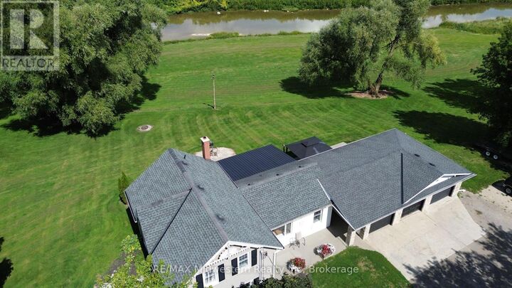 Property Photo: 2081 John Street East ON N0G 1X0