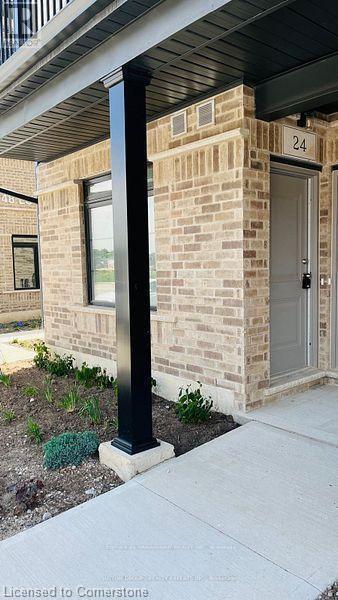Photo de la propriété:  24 Lomond Lane  ON N2R 1R7 
