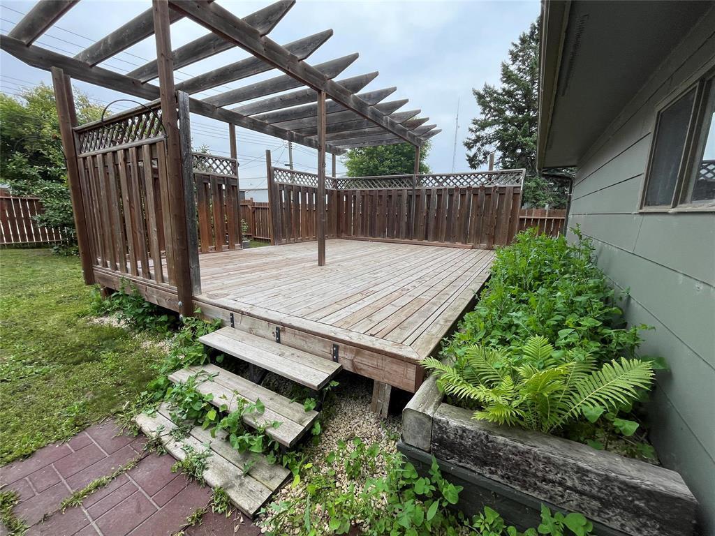 Property Photo: 19 Broadfoot Street MB R0J 0T0