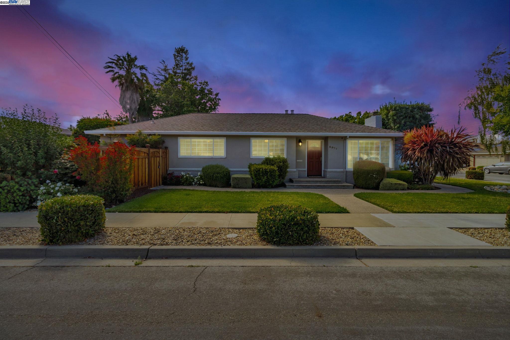 Property Photo:  4977 Evans Ave  CA 94536 