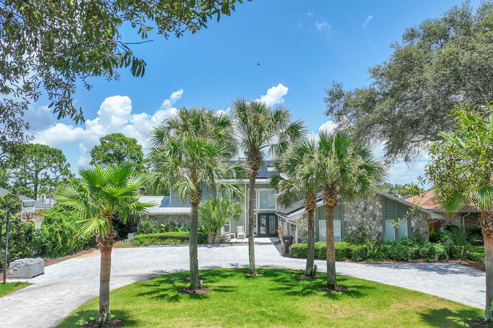 Property Photo:  142 Indian Bayou Drive  FL 32541 