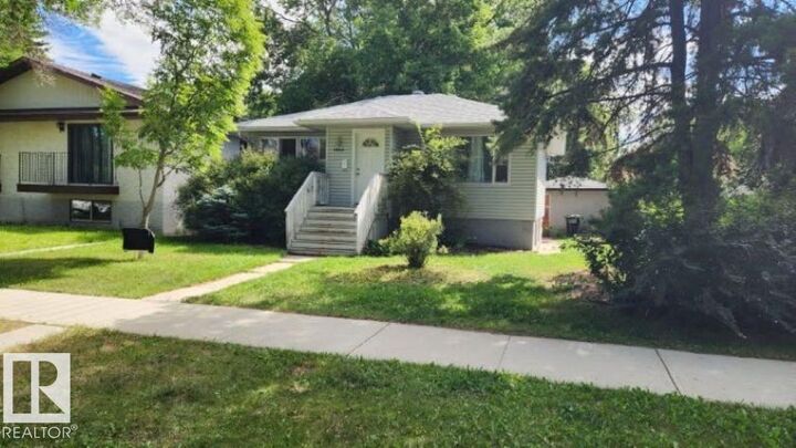 Property Photo: 10915 122 Street NW AB T5M 0A7