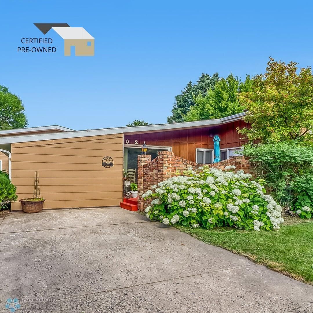 Property Photo: 202 12th Avenue N ND 58012