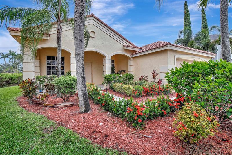 Property Photo: 4202 Staghorn Ln FL 33331