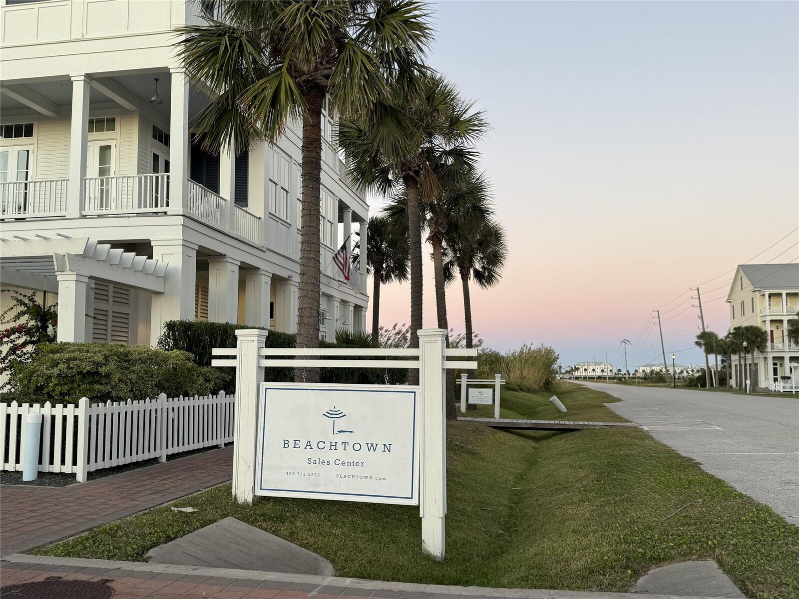 Property Photo:  722-726 Ramsar Road  TX 77550 