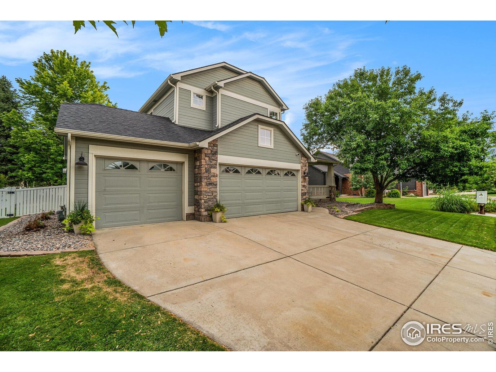 Property Photo: 238 Wood Duck Ct CO 80550