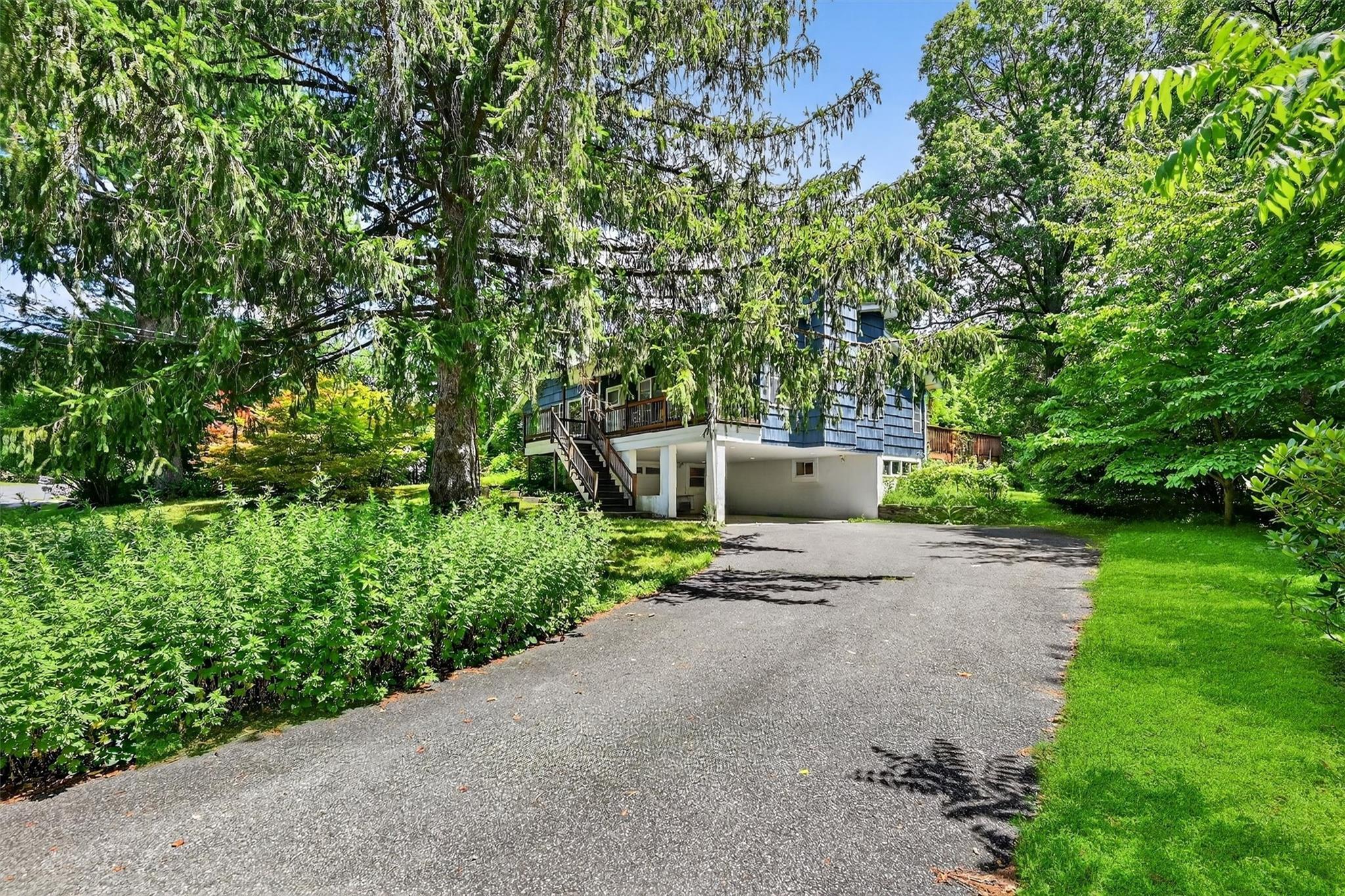 Property Photo: 17 Merriewold Lane N NY 10950