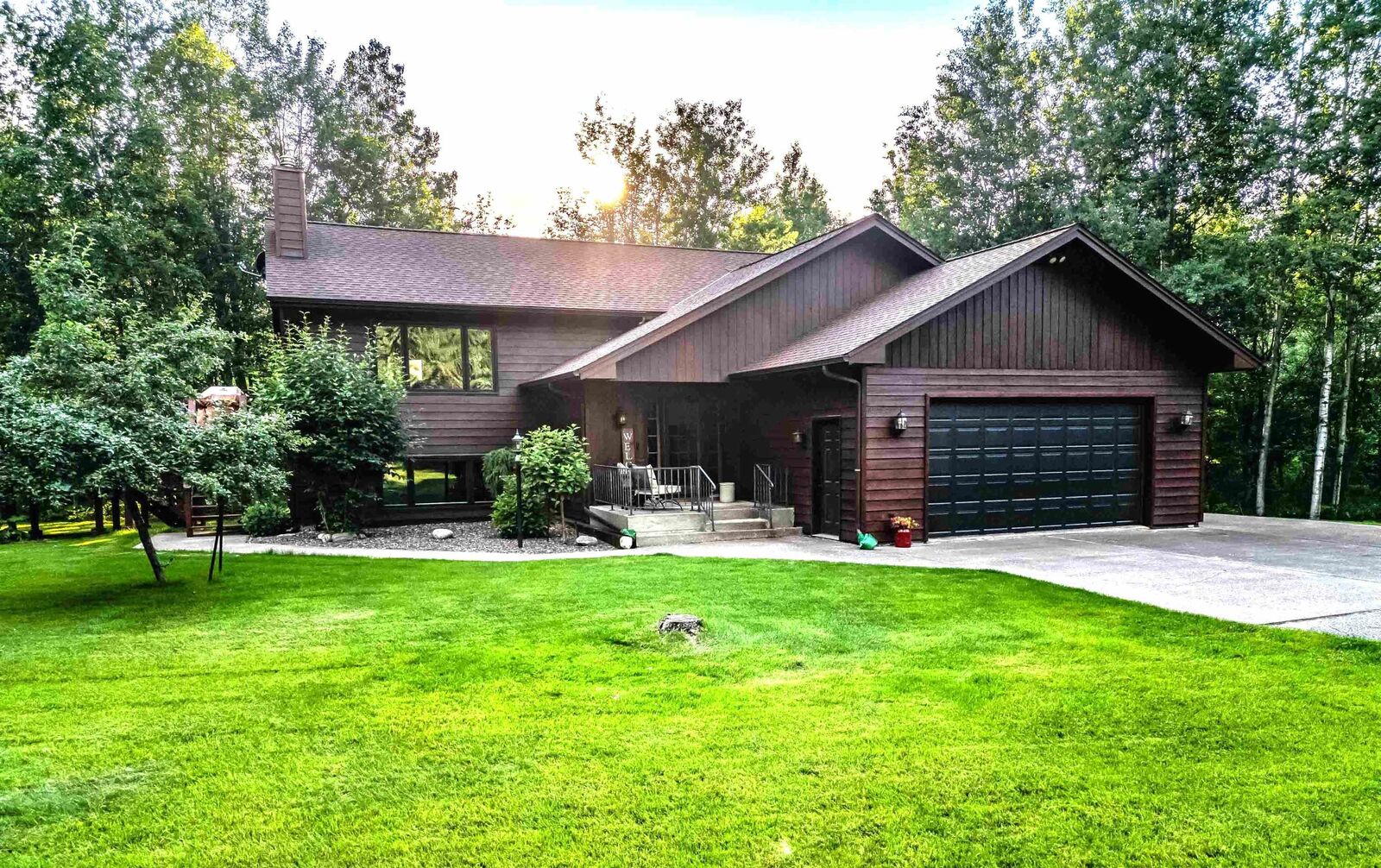 Property Photo: 4065 Sangstrom Rd MN 55810