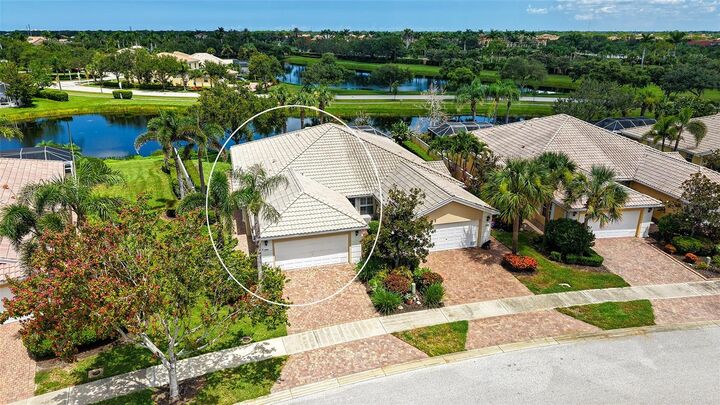 Property Photo: 6057 Erice Street FL 34293