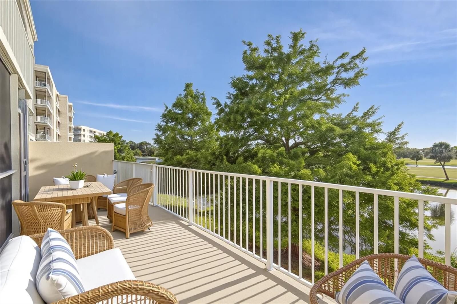 Property Photo: 1200 Country Club Drive 6103 FL 33771