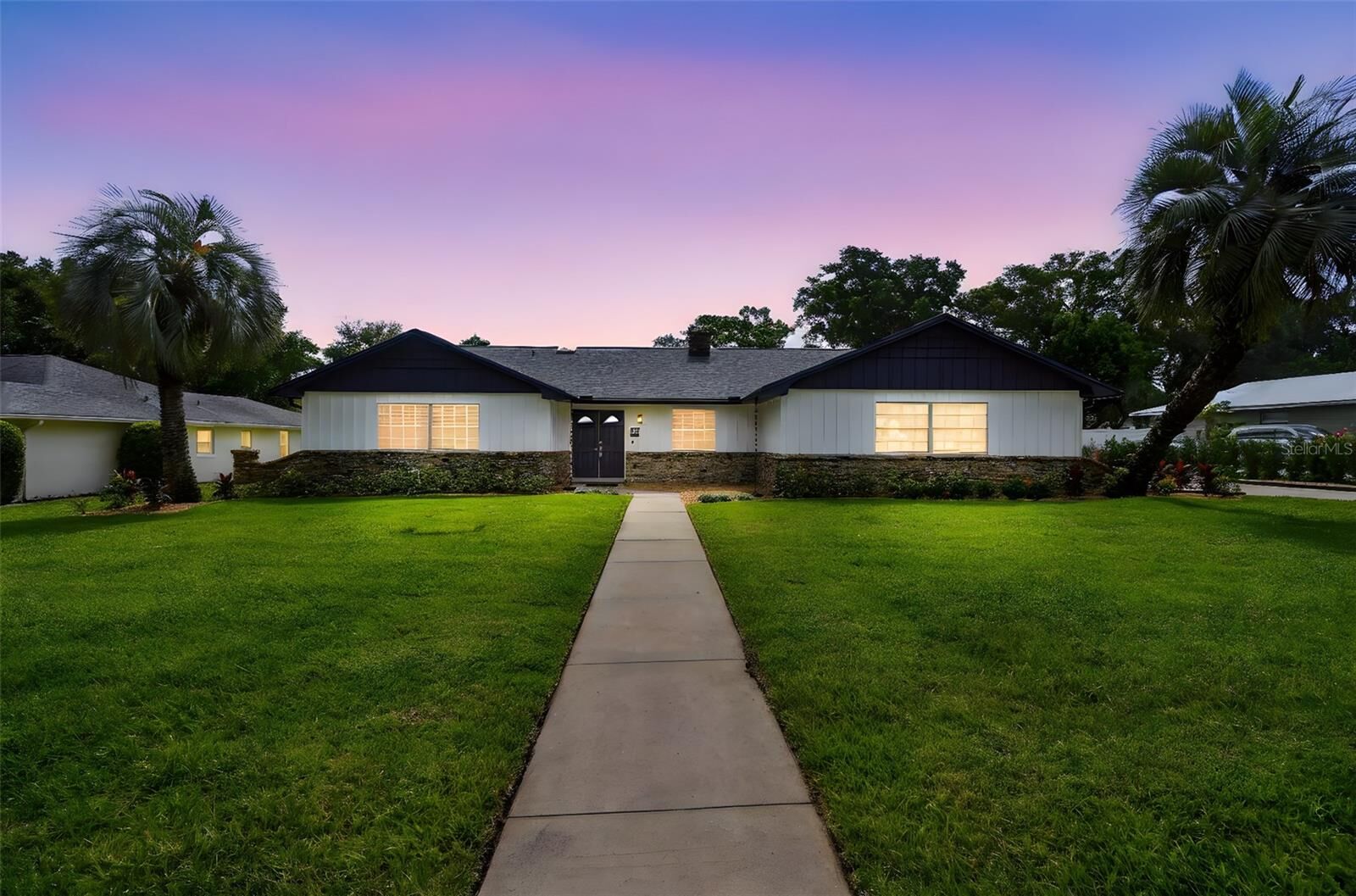 Property Photo: 119 Ichabod Trail FL 32750