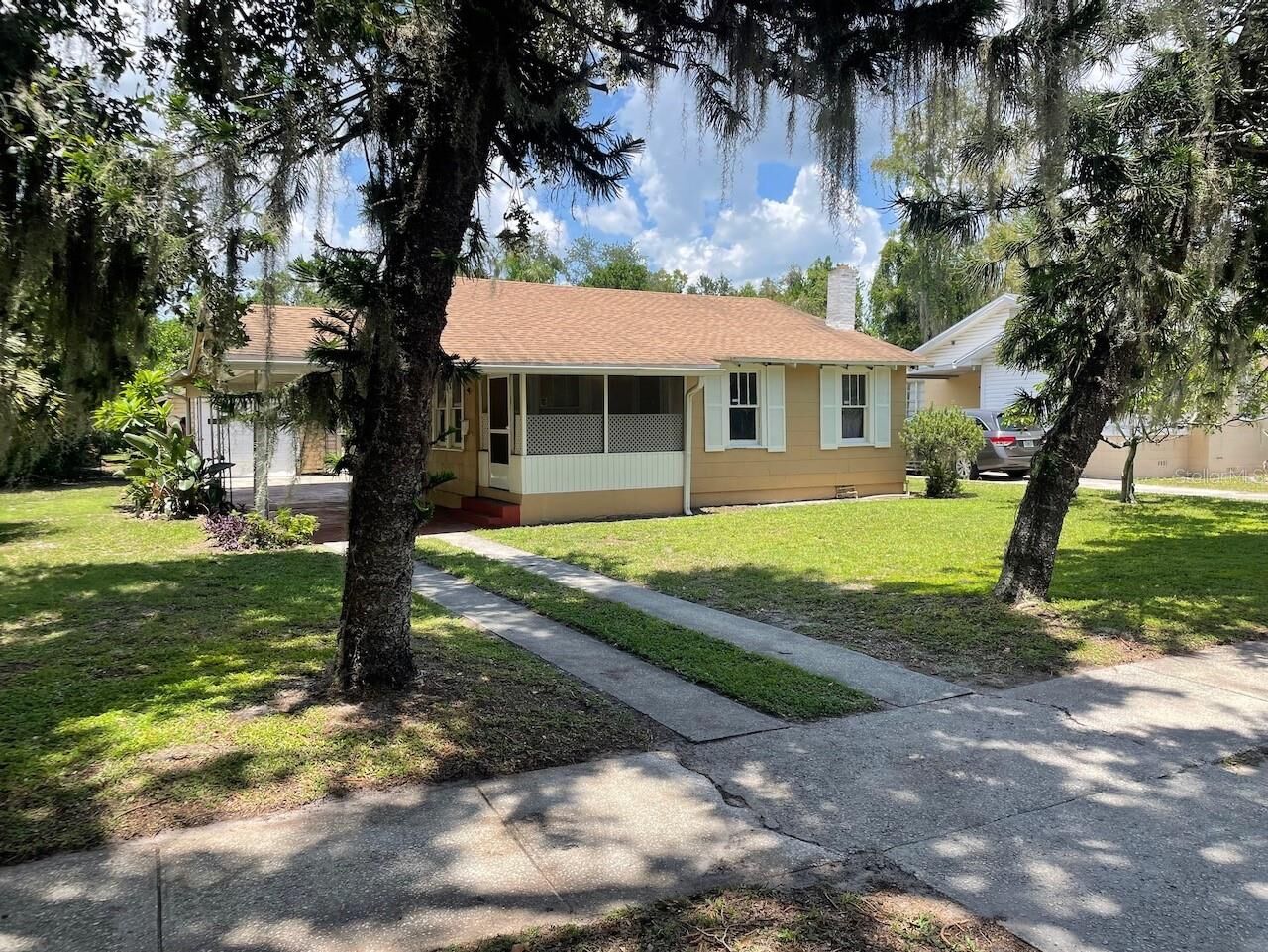 Property Photo: 1512 Holly Road FL 33801