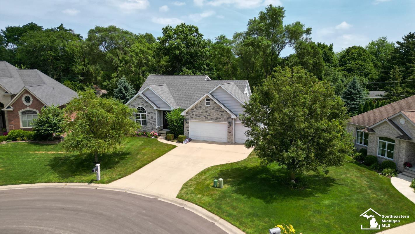 Property Photo: 14922 Wildwood Drive MI 48161