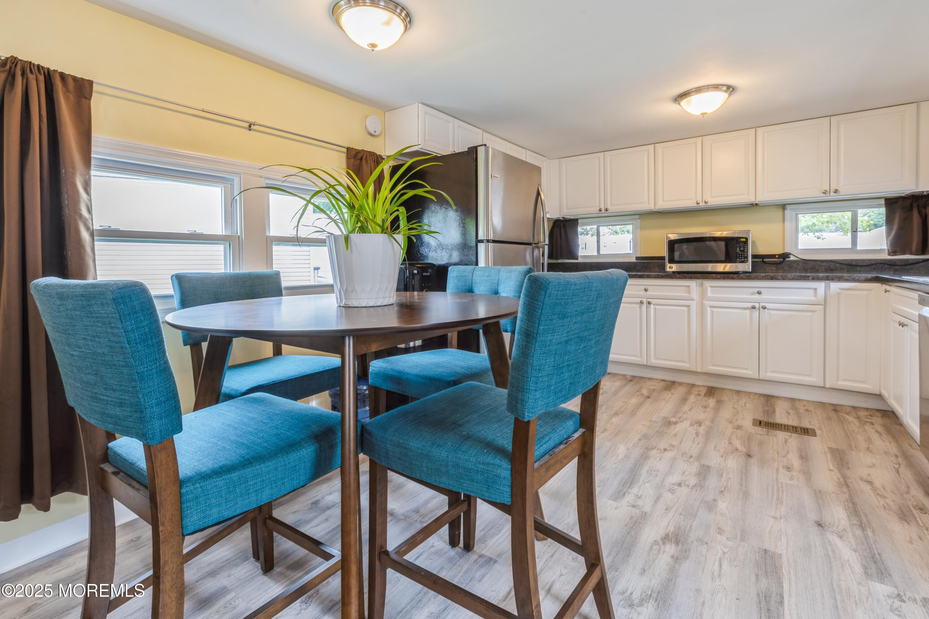 Property Photo:  40 Mobile Lane  NJ 08755 