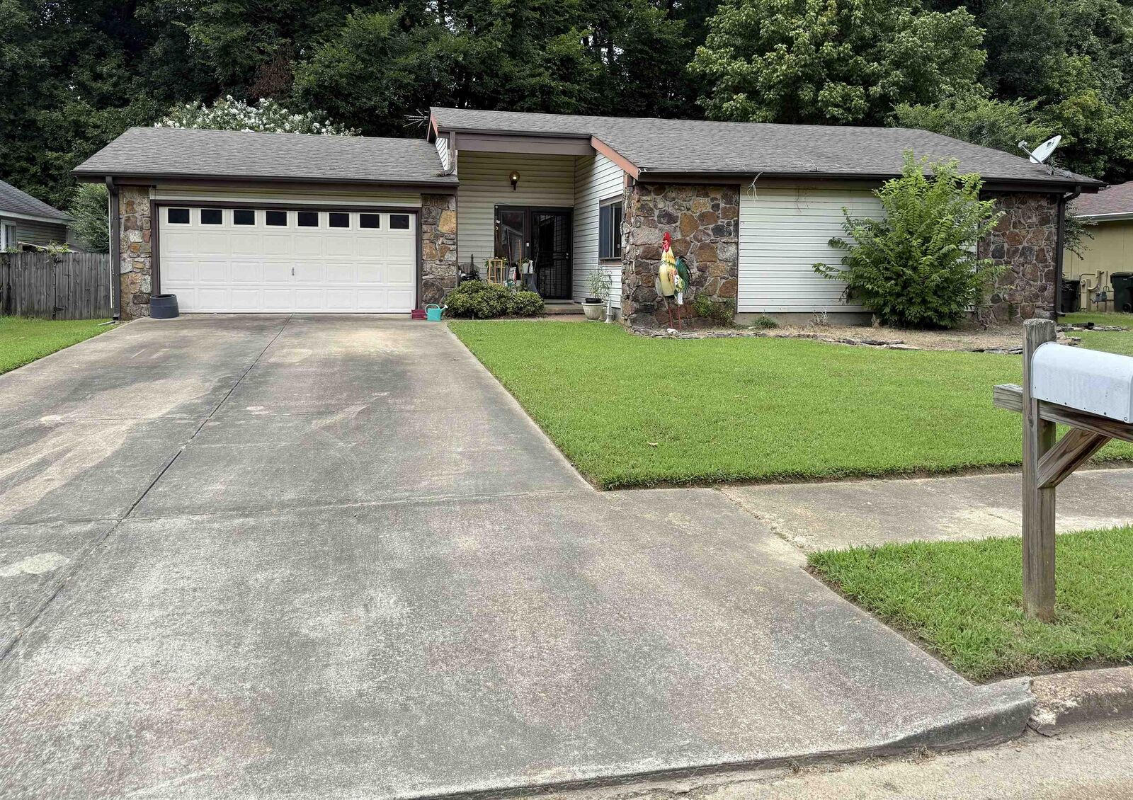 Property Photo: 2333 Curbertson St TN 38134